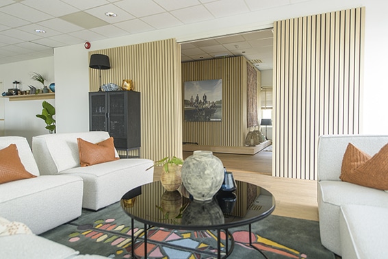 Foto av spiler på location for Hver gang vi møtes.