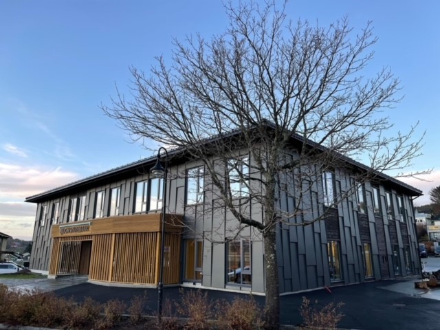 Bjugn Sparebank med spiler i MøreRoyal