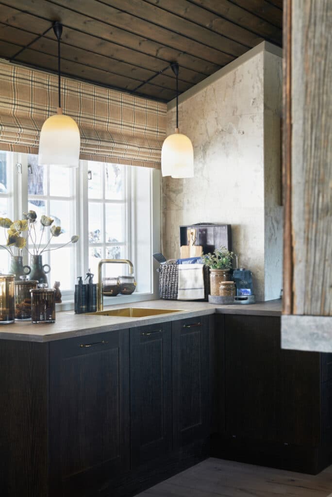 Eventyrlig Oppussing Vågå | MøreRoyal fra Talgø