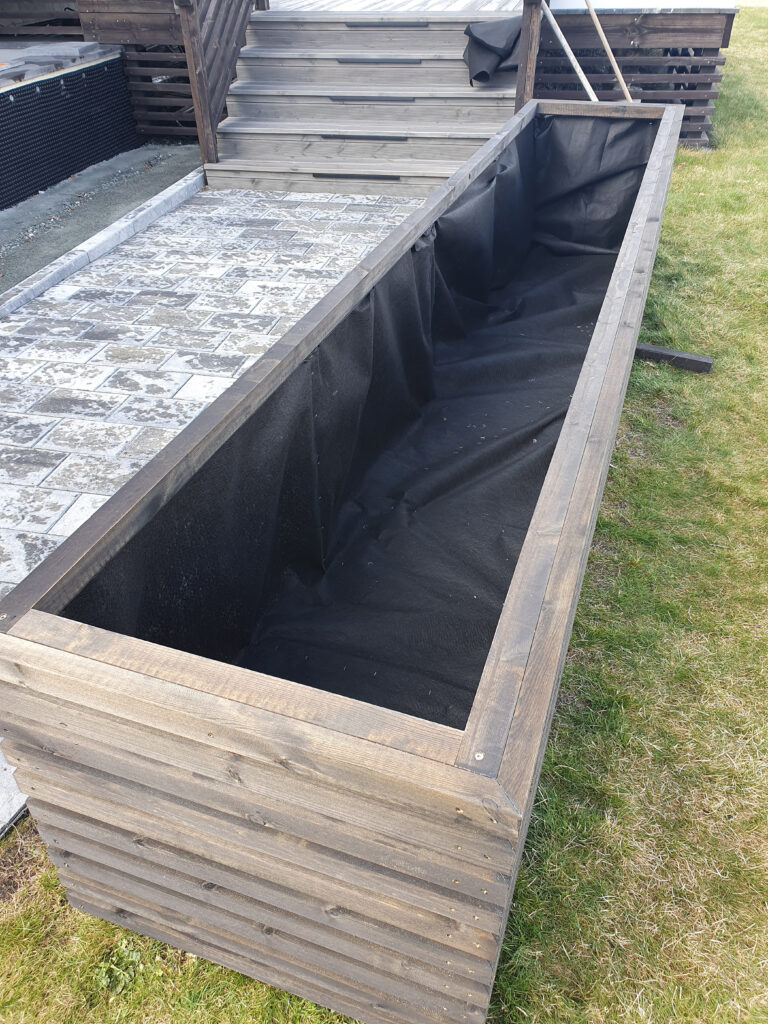 Blomsterkasse av lekter