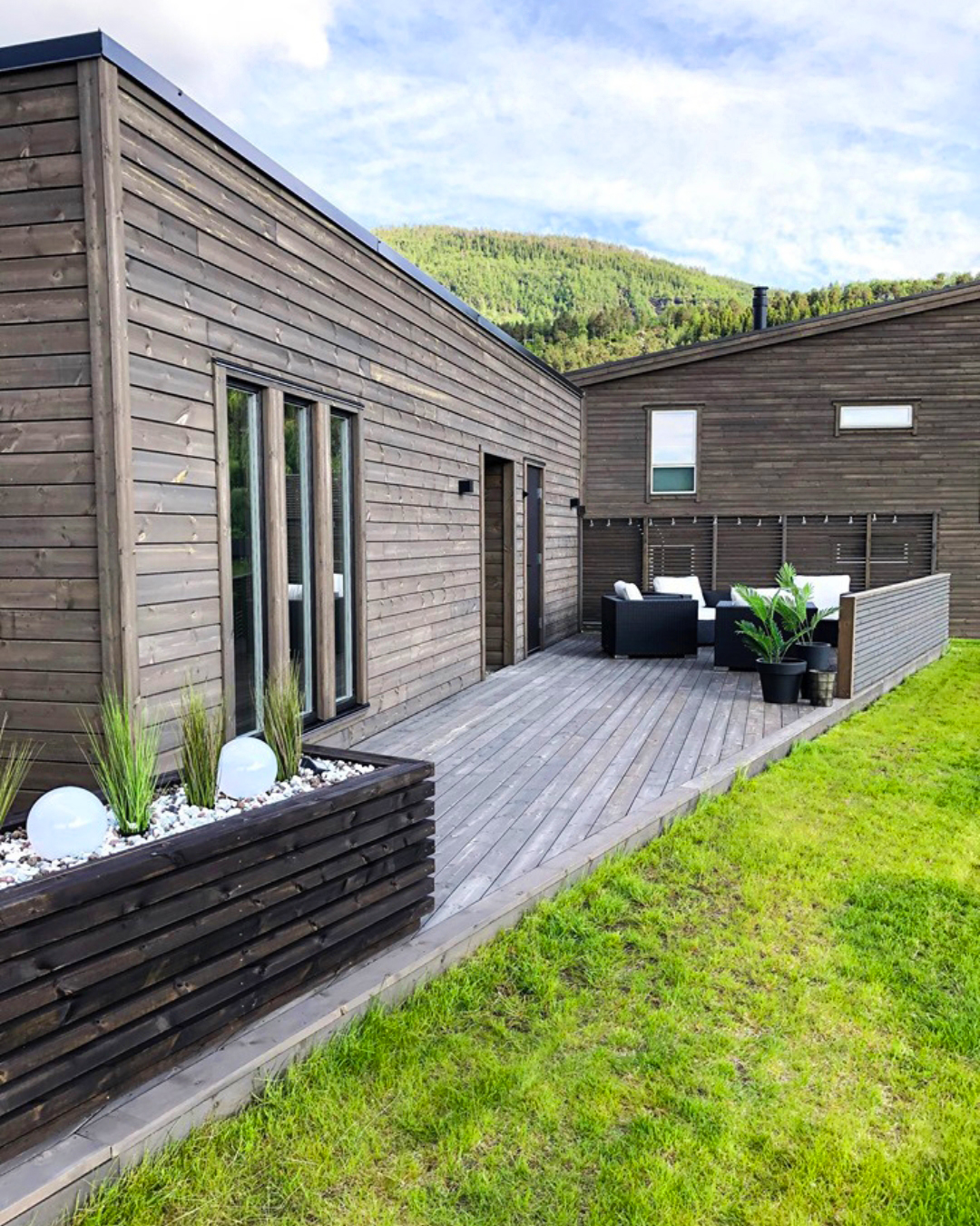 Blomsterkasse i MøreRoyal