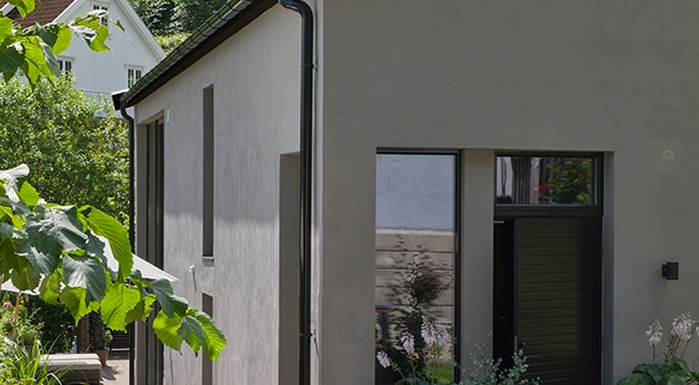 Hjemme hos Marianne Stensrud - eksteriør av hus