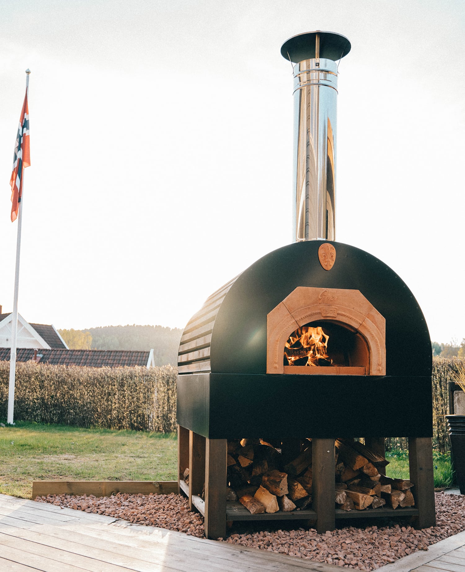 Pizzaovn av Impruneta med MøreRoyal lekter