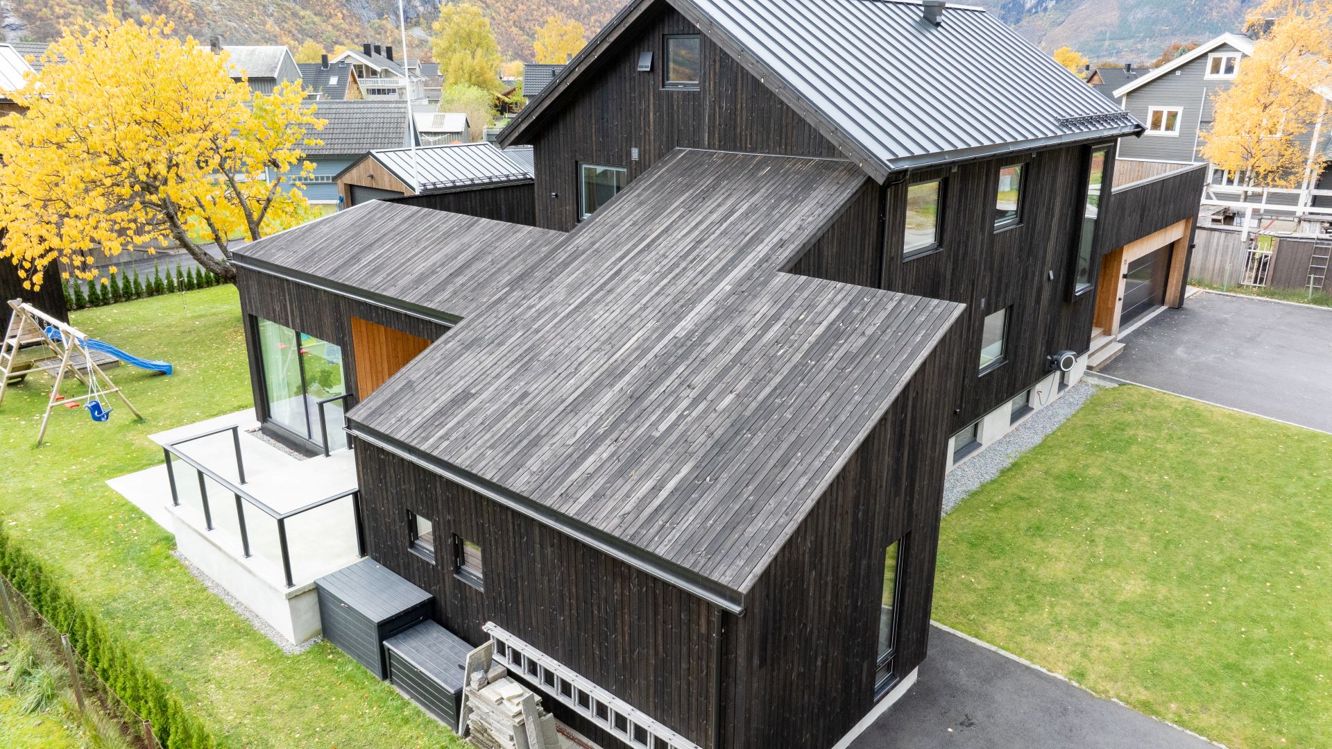 Tretak på eneboligen på Holten. Concise, MøreRoyal